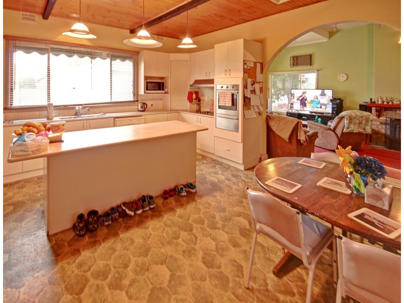 38 Murphy St, Bairnsdale VIC 3875