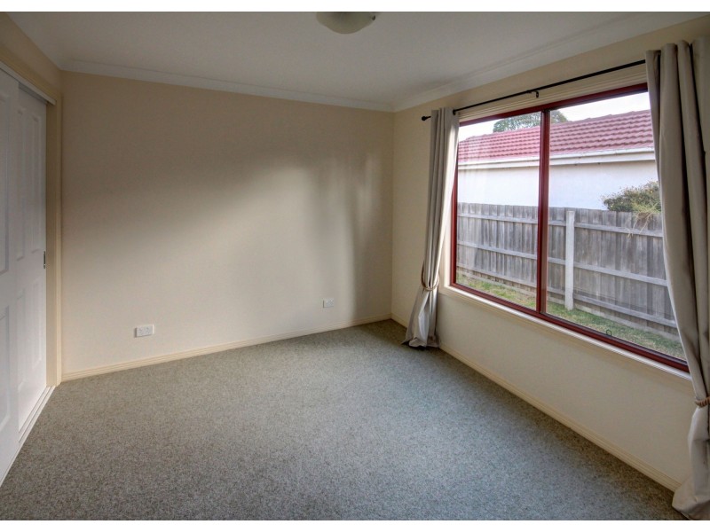 2/150 Princes Hwy, Lucknow VIC 3875