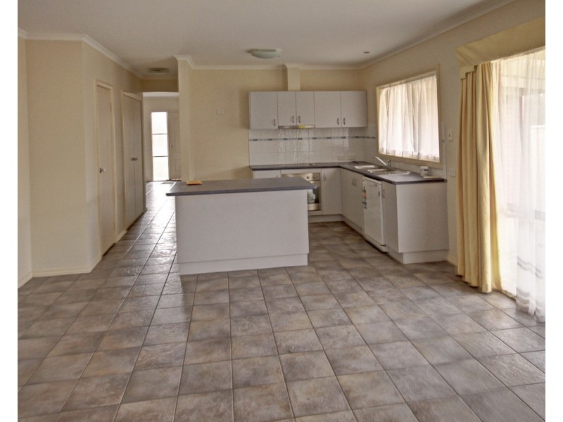 47 Howitt Ave, Eastwood VIC 3875