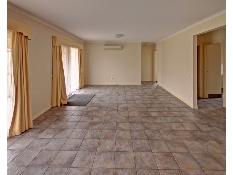 47 Howitt Ave, Eastwood VIC 3875