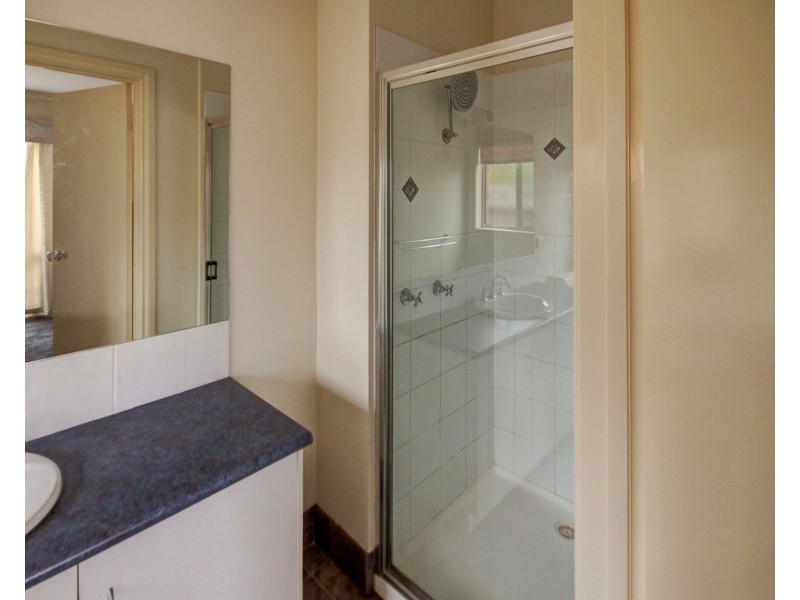 47 Howitt Ave, Eastwood VIC 3875