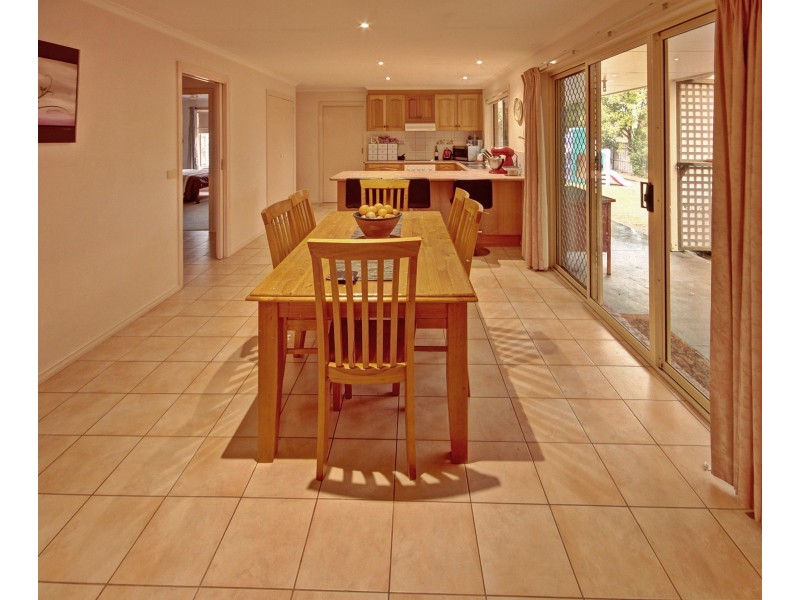 16 Alvin Ct, Bairnsdale VIC 3875