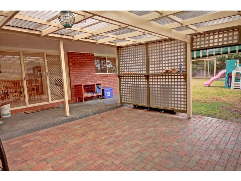 16 Alvin Ct, Bairnsdale VIC 3875
