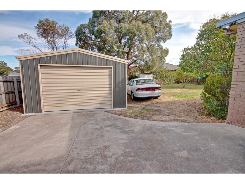 29 School Rd, Eagle Point VIC 3878
