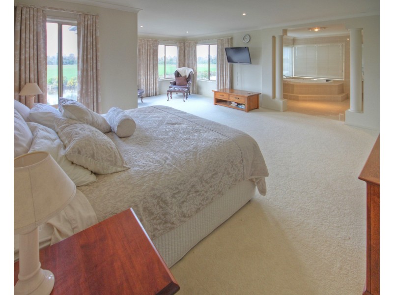 16 The Backwater, Eastwood VIC 3875