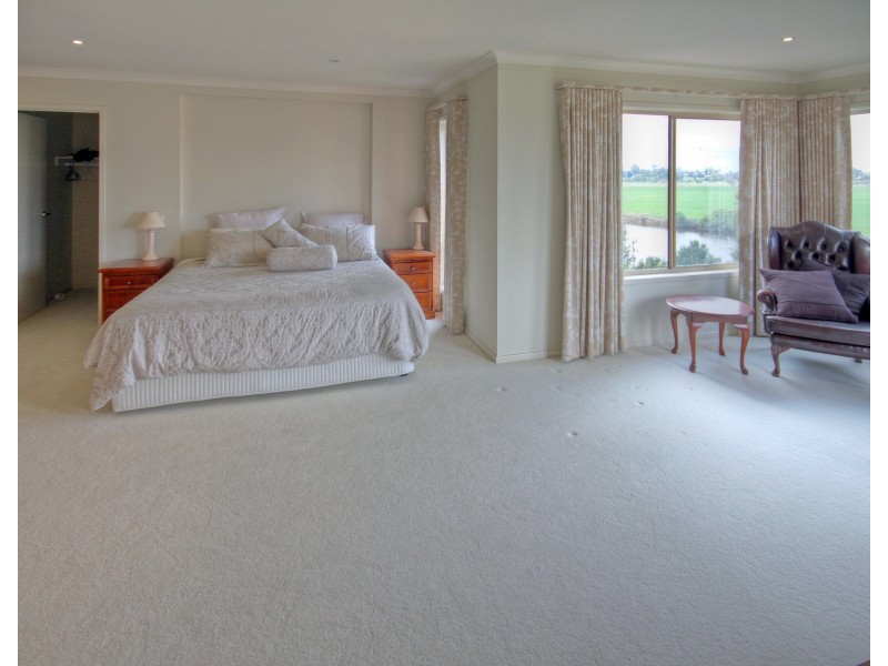 16 The Backwater, Eastwood VIC 3875