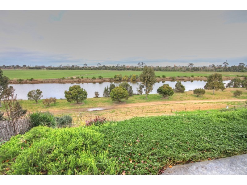 16 The Backwater, Eastwood VIC 3875