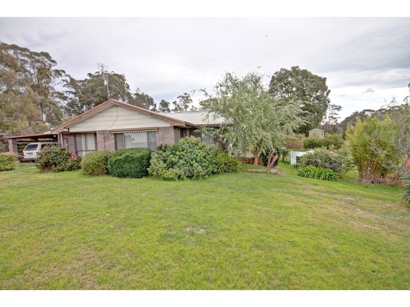 10 Waterholes Rd, Granite Rock VIC 3875