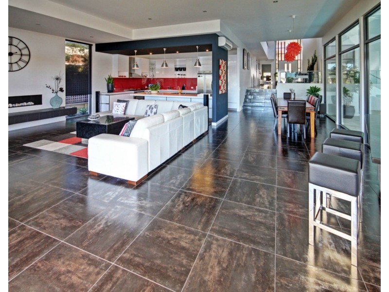 5 Sheerwater Tce, Paynesville VIC 3880