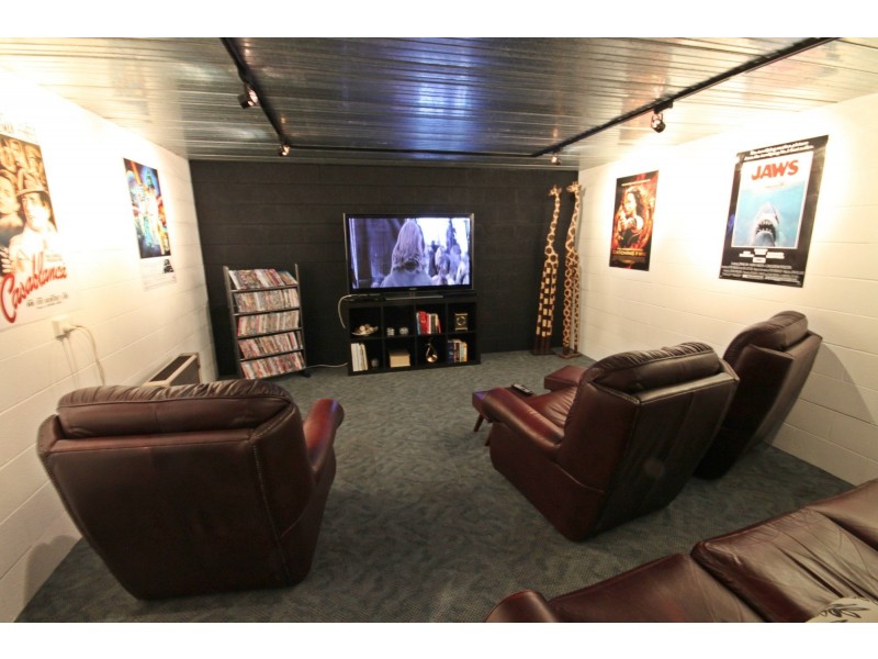 5 Sheerwater Tce, Paynesville VIC 3880