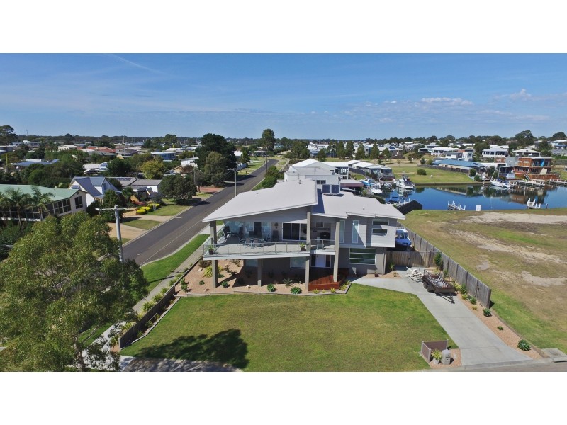 1 Driftwood Cl, Paynesville VIC 3880