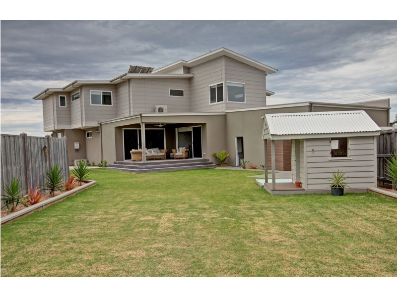 1 Driftwood Cl, Paynesville VIC 3880