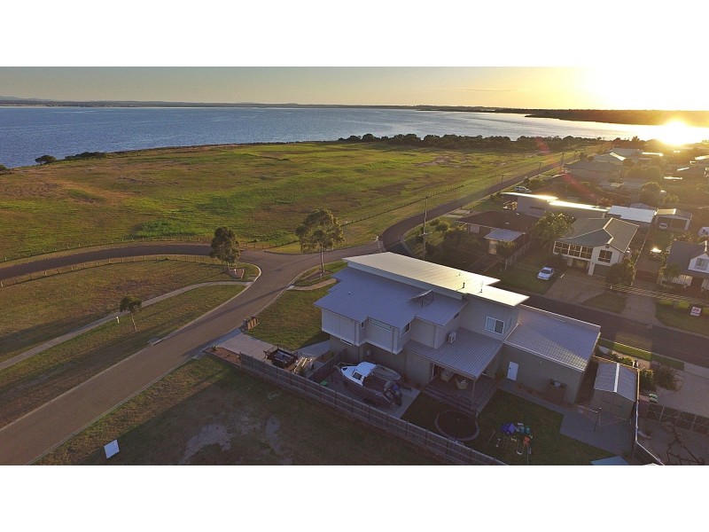 1 Driftwood Cl, Paynesville VIC 3880
