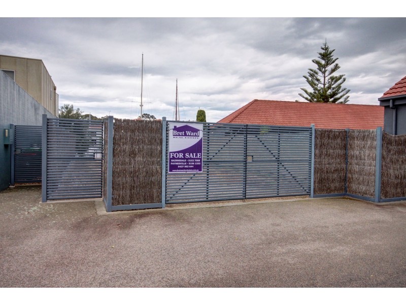 1/10 Victoria, Paynesville VIC 3880