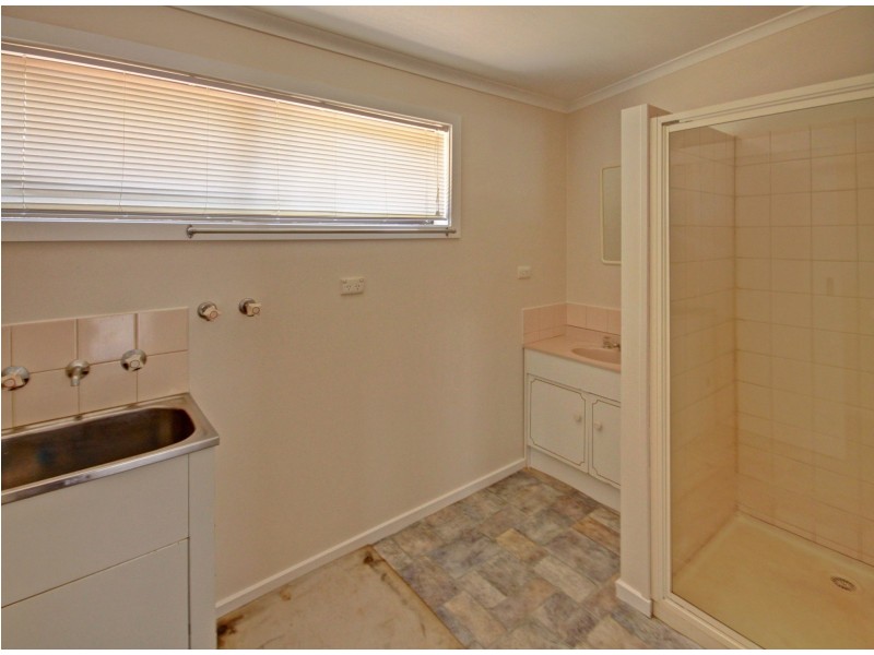 3/19 Toonalook Pde, Paynesville VIC 3880