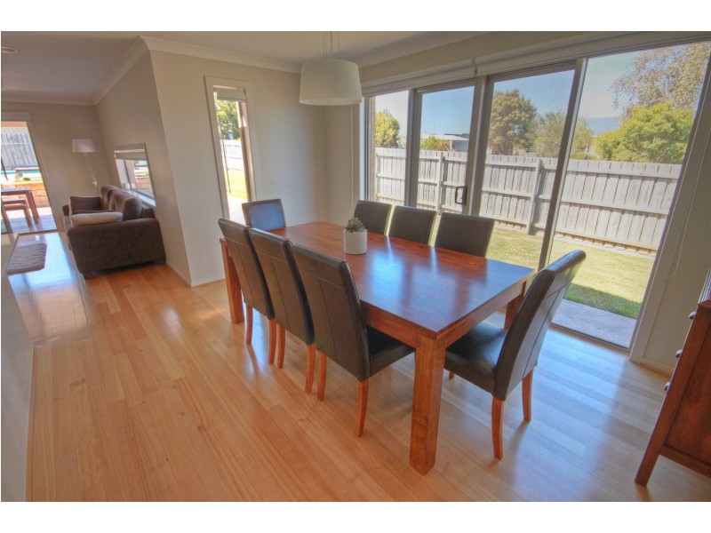 50 Morton Dr, Eastwood VIC 3875