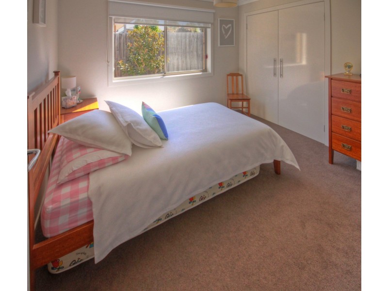 50 Morton Dr, Eastwood VIC 3875