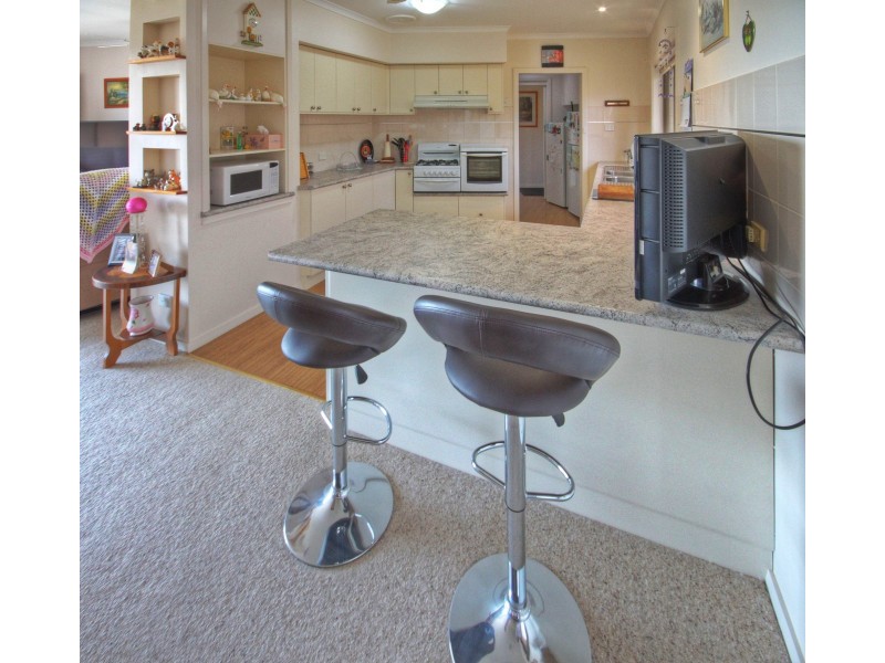 13 Main Road, Paynesville VIC 3880