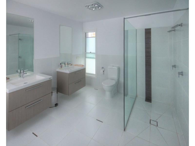 19 North Quay Pl, Paynesville VIC 3880