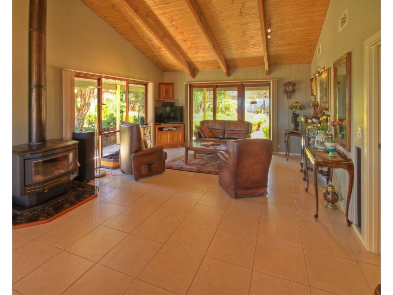 142 Cunningham Rd, Swan Reach VIC 3903