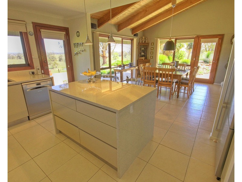 142 Cunningham Rd, Swan Reach VIC 3903