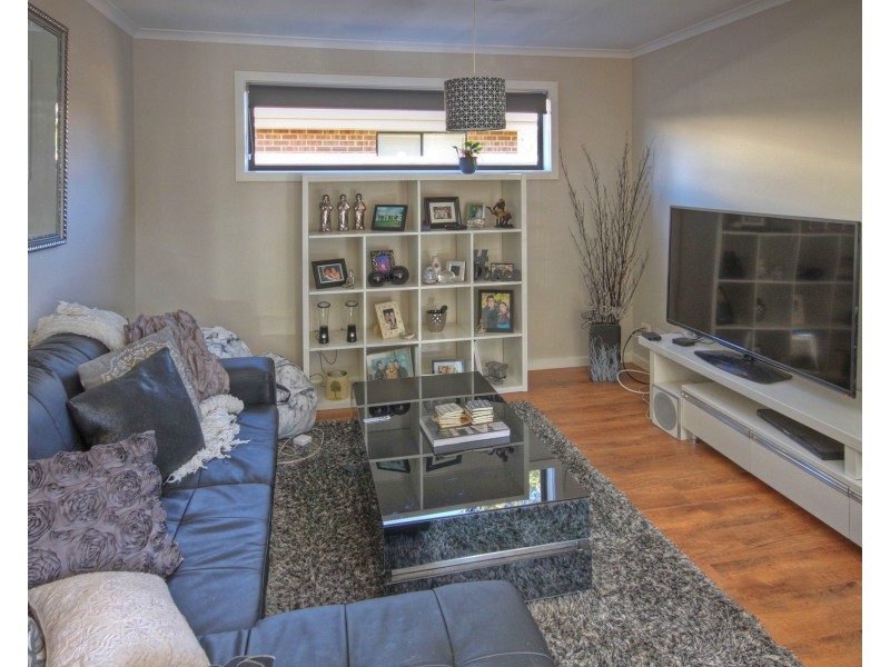 6 Eaton Place, Paynesville VIC 3880