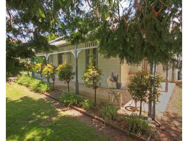 155 Broadlands Rd, East Bairnsdale VIC 3875