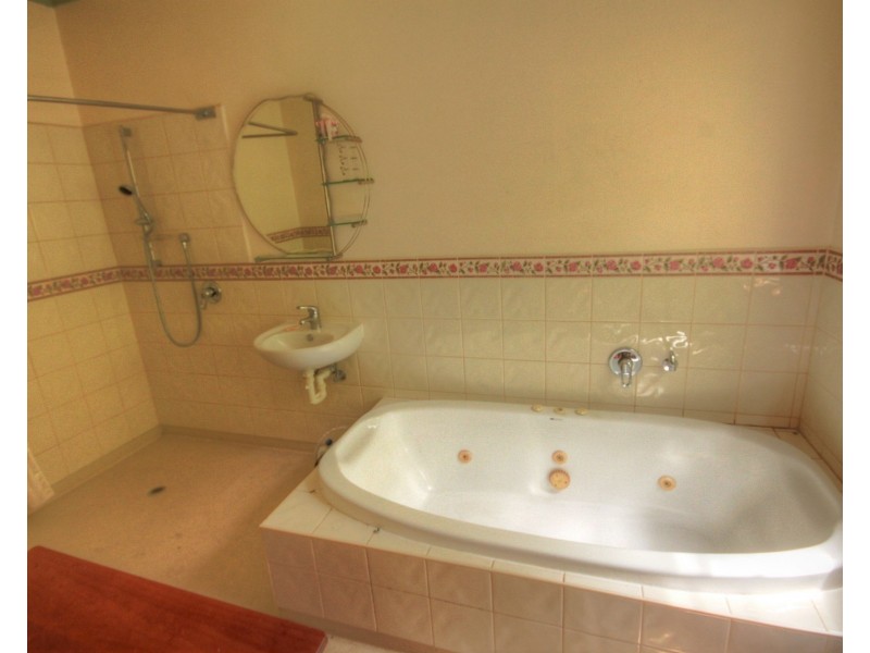 155 Broadlands Rd, East Bairnsdale VIC 3875