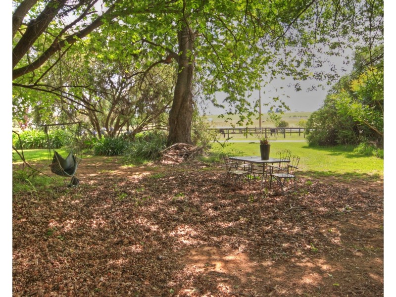 155 Broadlands Rd, East Bairnsdale VIC 3875