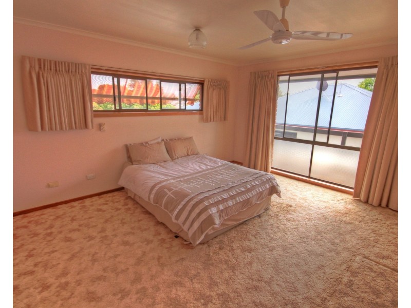 105 Slip Road, Paynesville VIC 3880