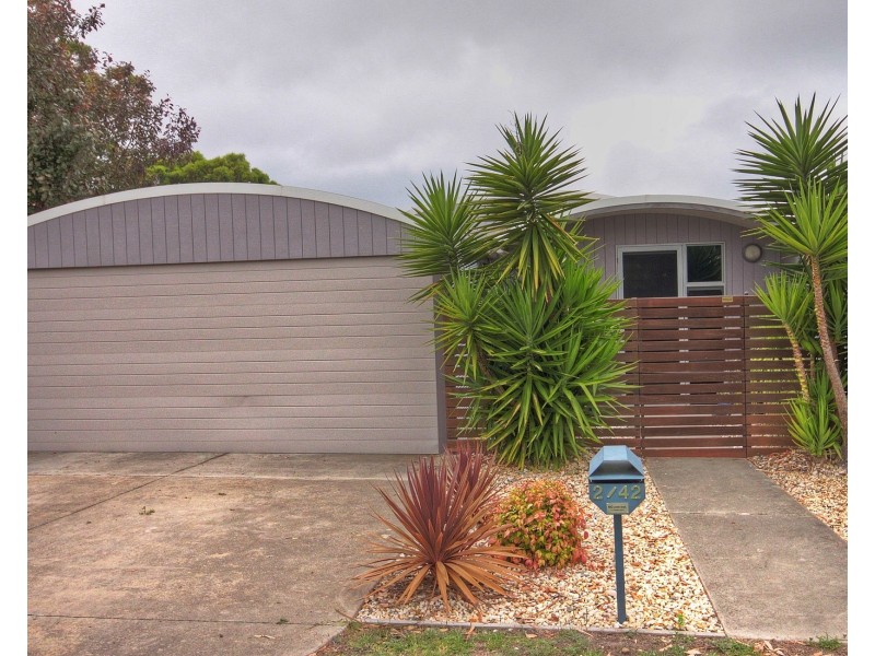 2/42 Cumming St, Paynesville VIC 3880