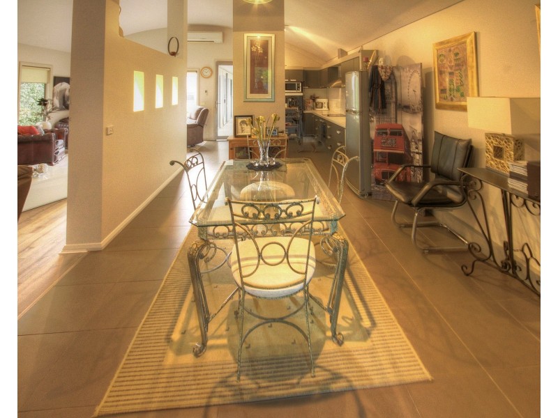 2/42 Cumming St, Paynesville VIC 3880