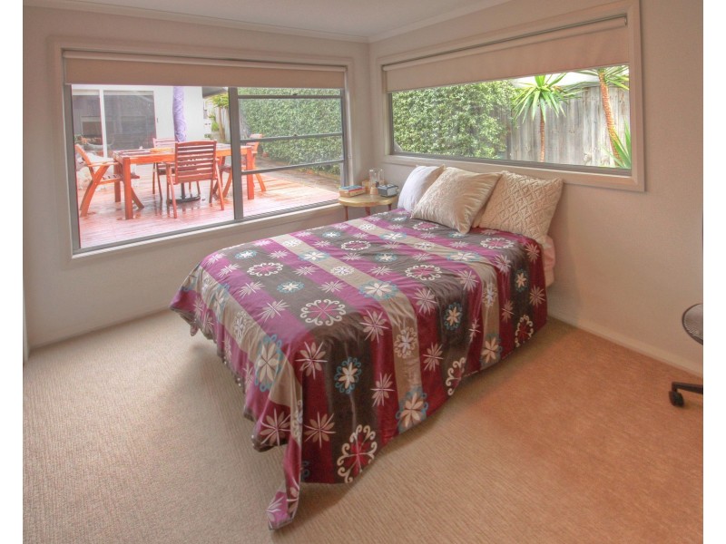 2/42 Cumming St, Paynesville VIC 3880