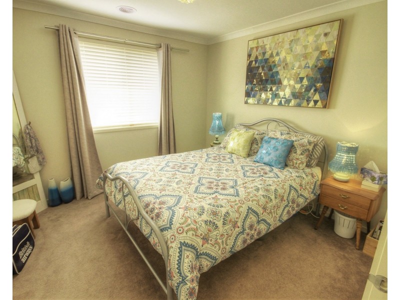 13 Woodman Rd, Eagle Point VIC 3878