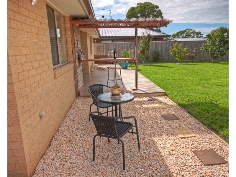 13 Woodman Rd, Eagle Point VIC 3878