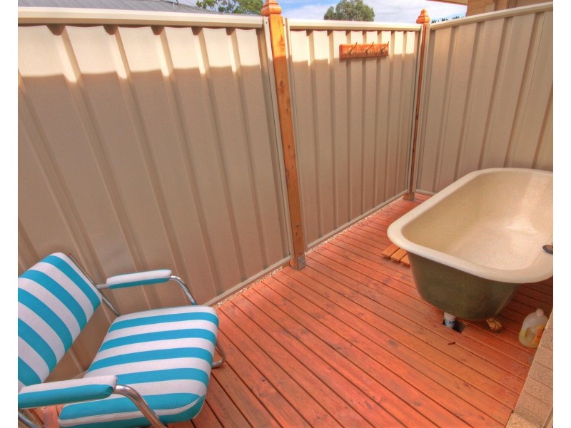 13 Woodman Rd, Eagle Point VIC 3878