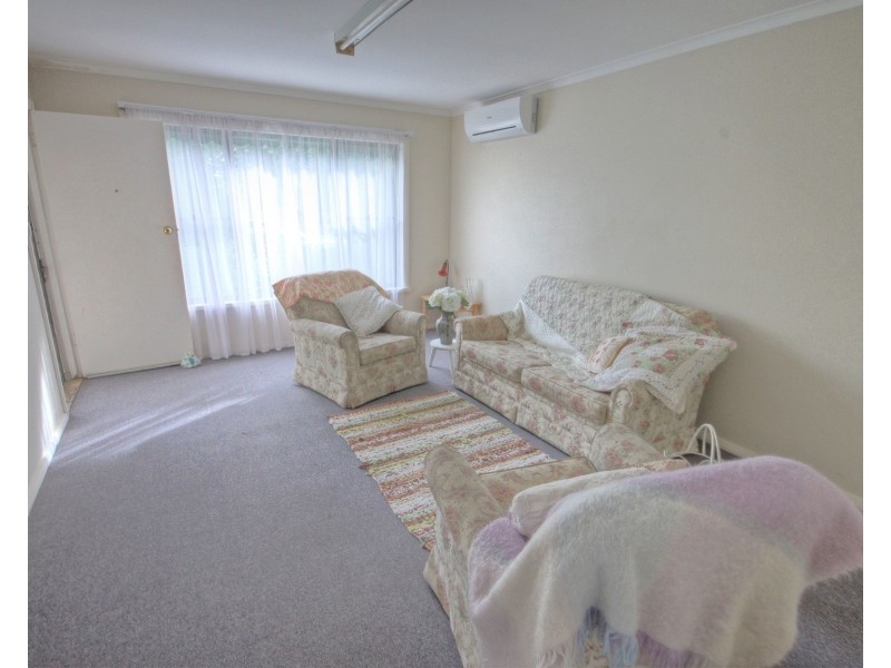 12 Vaughan St, Paynesville VIC 3880