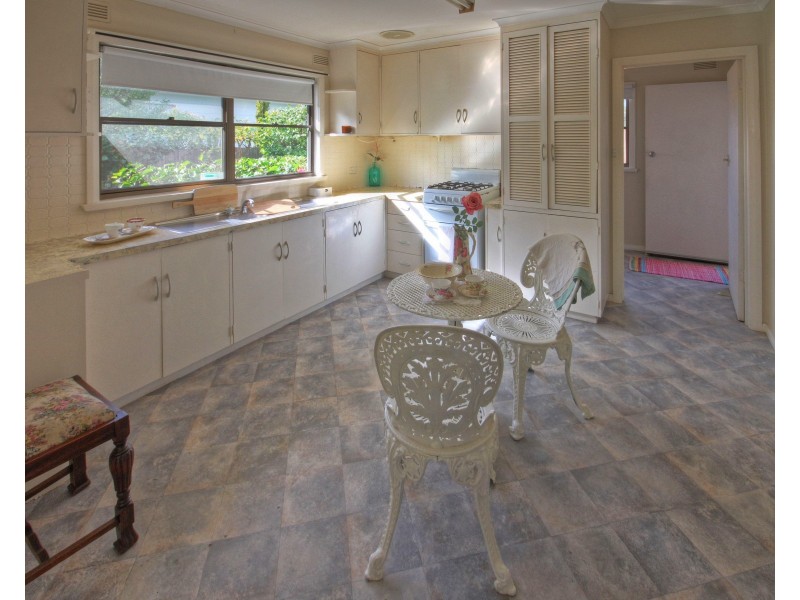 12 Vaughan St, Paynesville VIC 3880