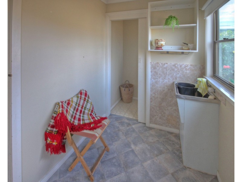 12 Vaughan St, Paynesville VIC 3880