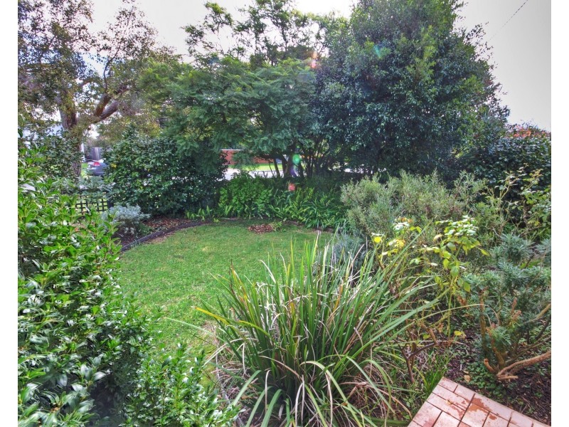 12 Vaughan St, Paynesville VIC 3880