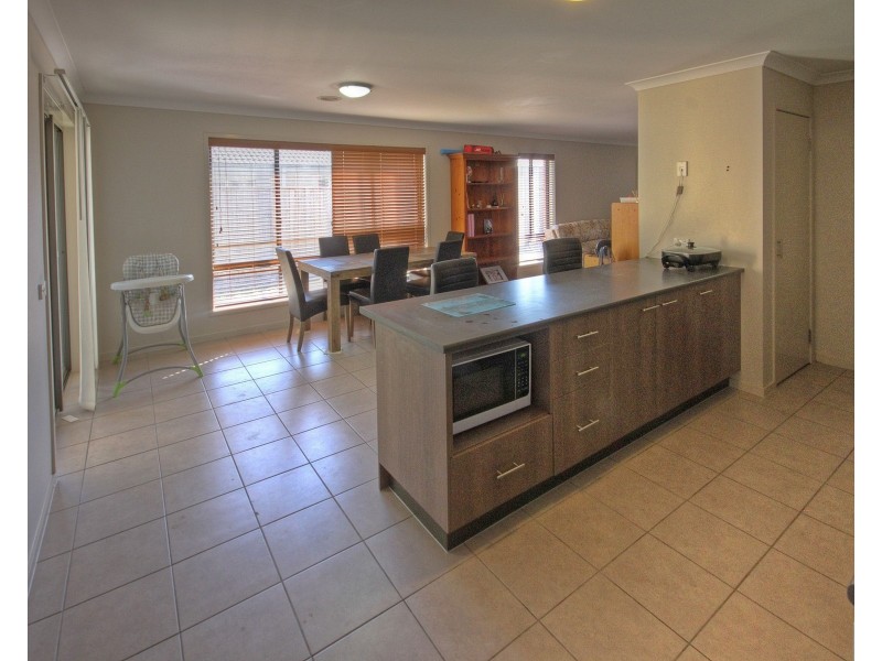 16 Jim Way, Paynesville VIC 3880