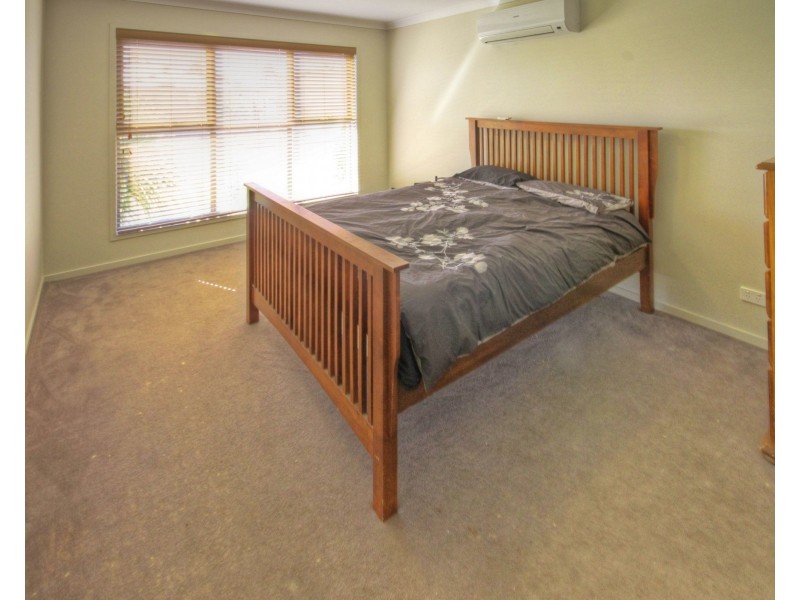 16 Jim Way, Paynesville VIC 3880