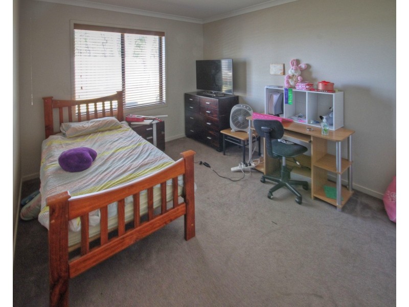 16 Jim Way, Paynesville VIC 3880