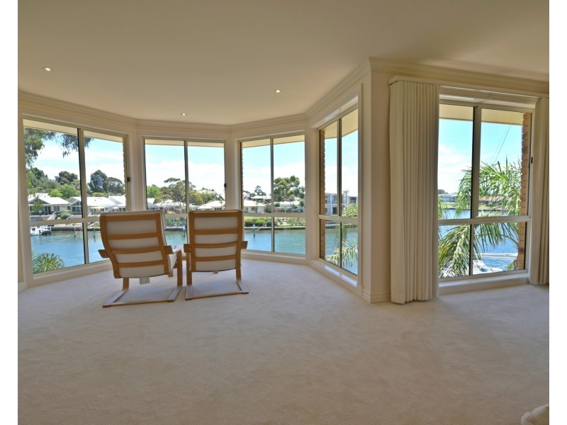 69 Wellington St, Paynesville VIC 3880