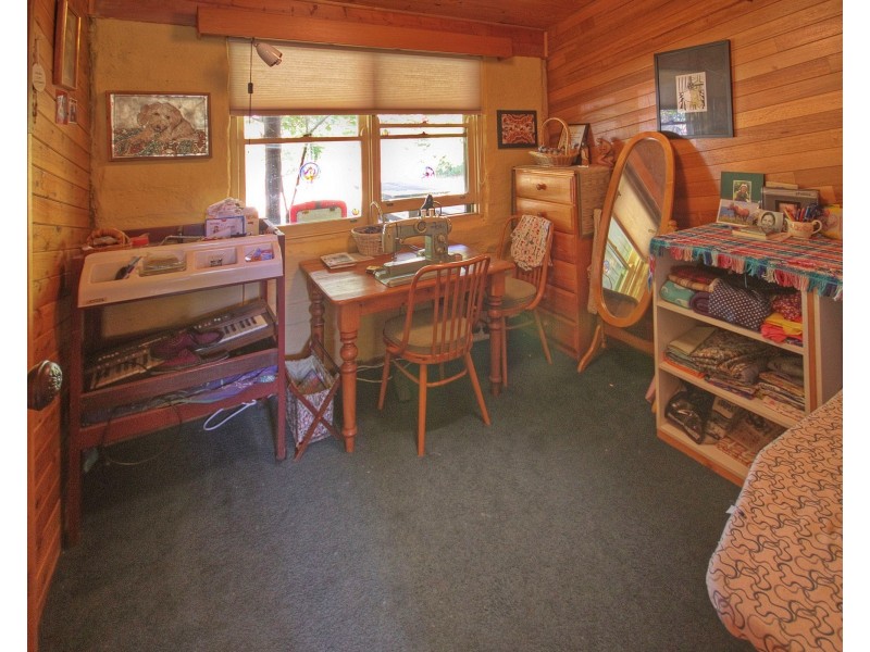 18 Riches Rd, Sarsfield VIC 3875