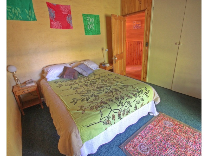 18 Riches Rd, Sarsfield VIC 3875