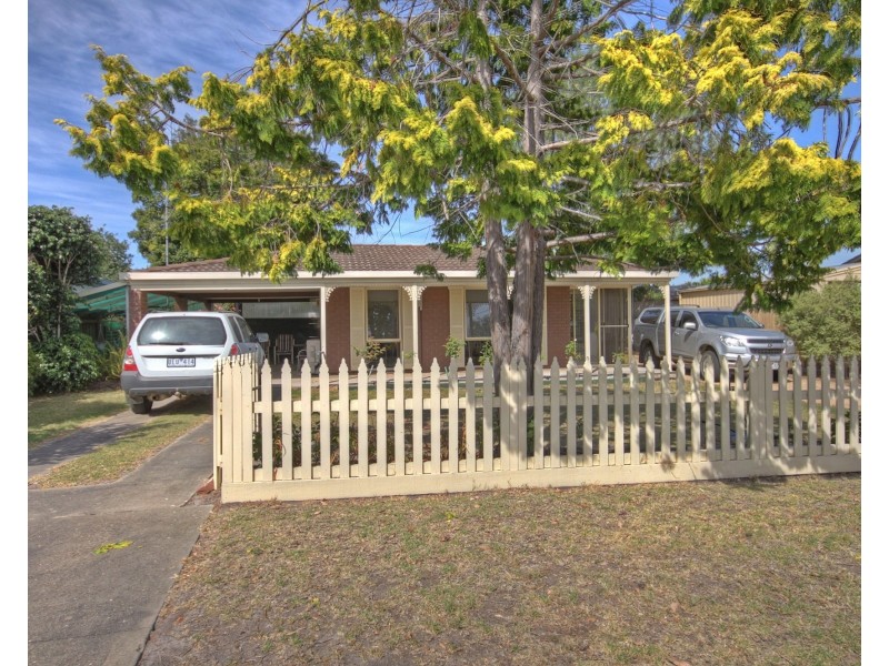 3 Manoora Ave, Paynesville VIC 3880