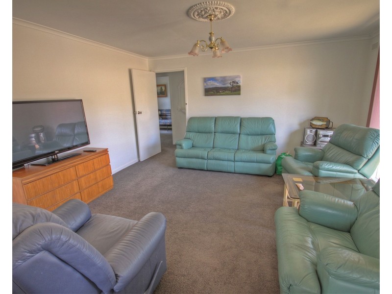 3 Manoora Ave, Paynesville VIC 3880