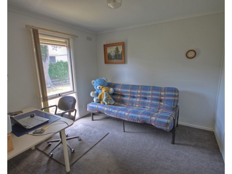 3 Manoora Ave, Paynesville VIC 3880