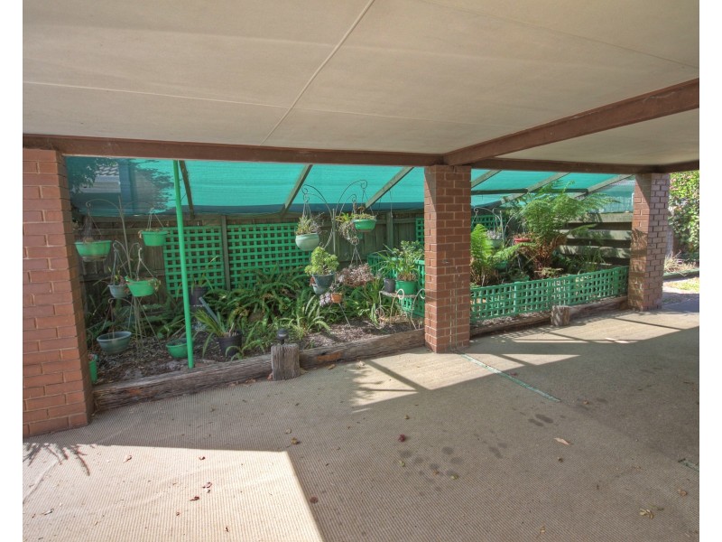 3 Manoora Ave, Paynesville VIC 3880